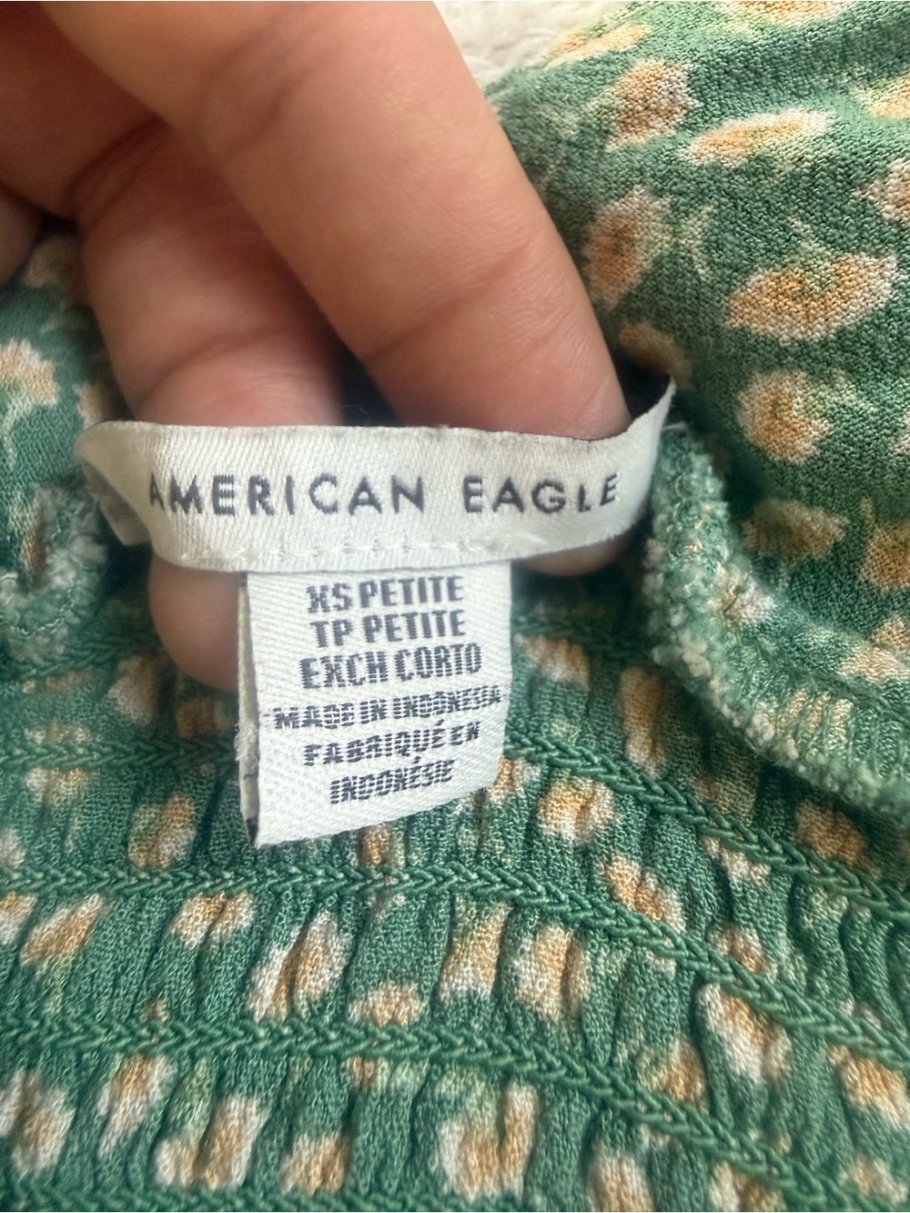 American Eagle Floral Jumpsuit XS Petite Green Wide Leg Smocked Waist - Picture 4 of 6